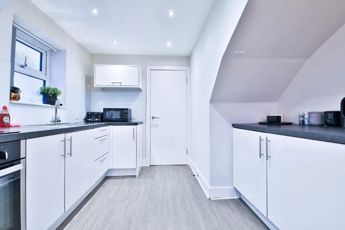 Whitchurch Place | 2-Bed Flat In Cardiff Apartamento