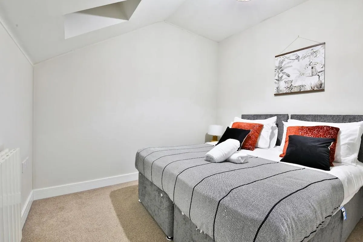 Whitchurch Place | 2-Bed Flat In Cardiff