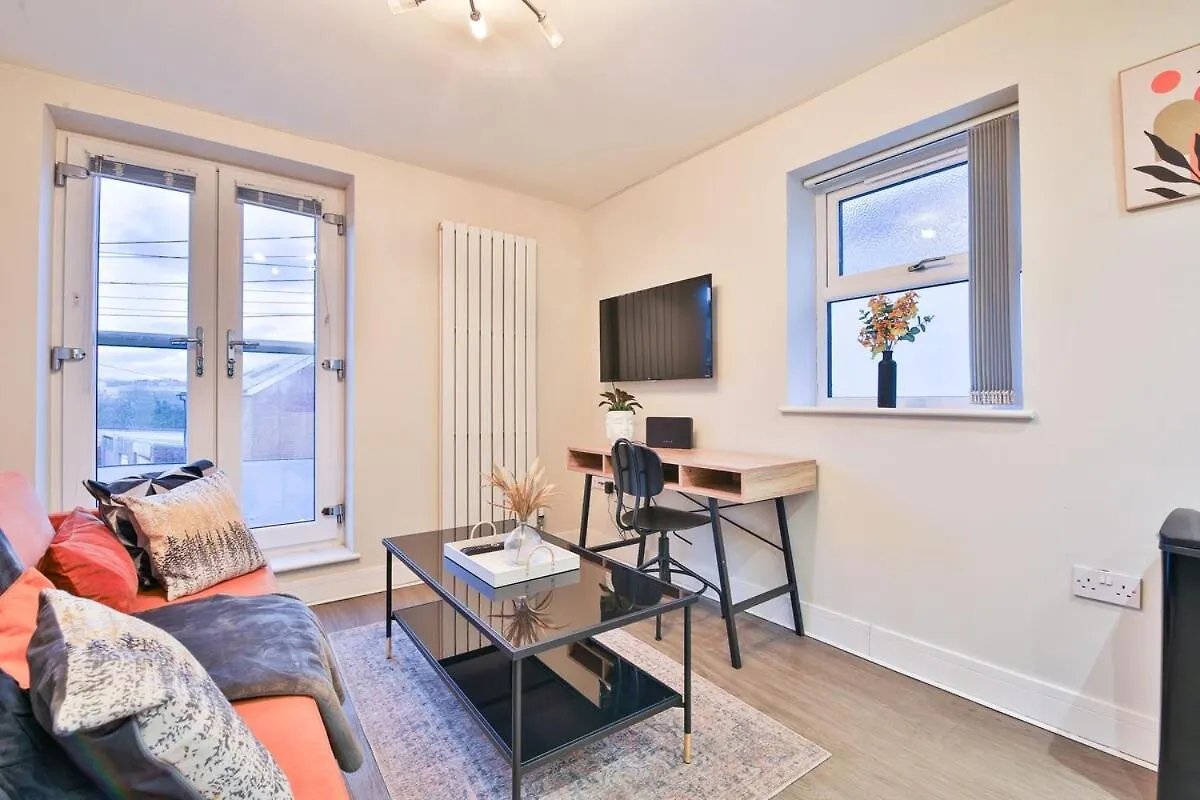 Whitchurch Place | 2-Bed Flat In Cardiff Appartamento