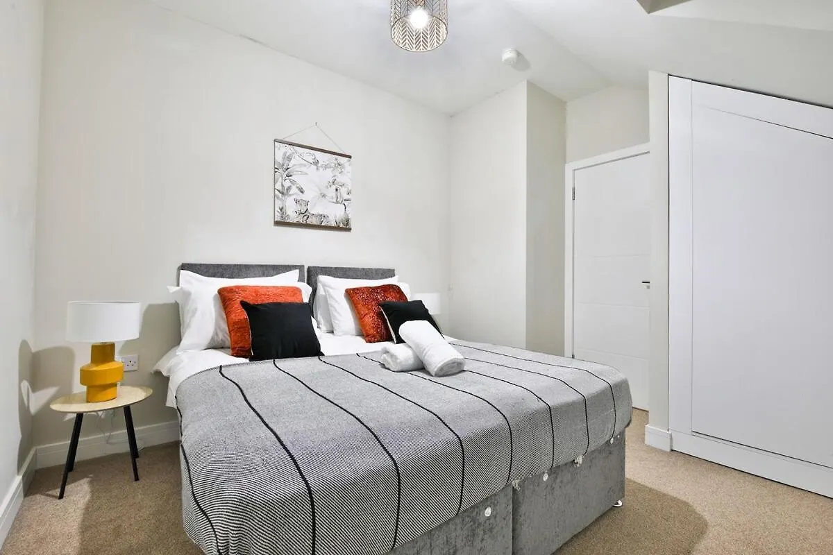 Whitchurch Place | 2-Bed Flat In Cardiff Appartamento