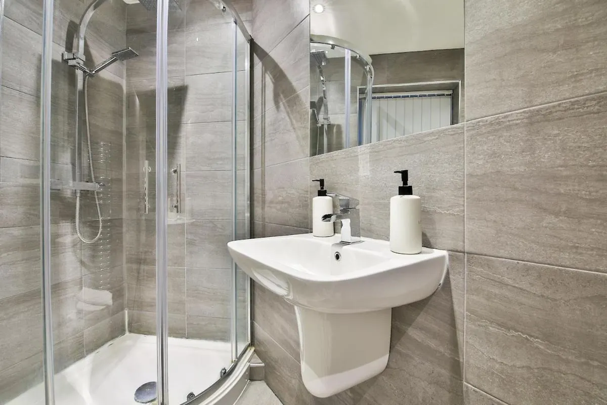 Whitchurch Place | 2-Bed Flat In Cardiff